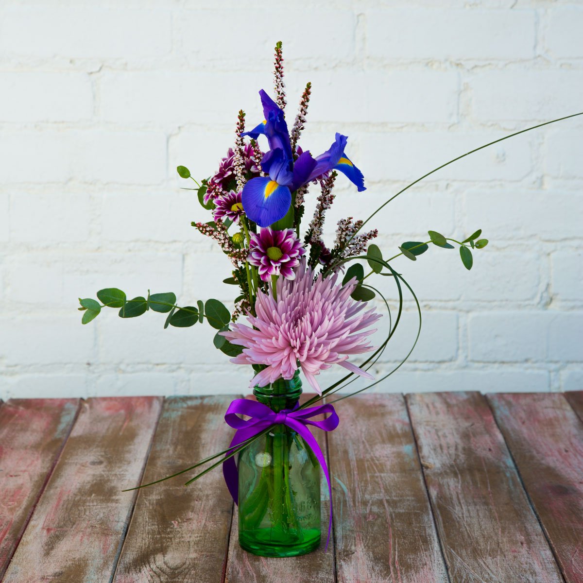 StevesFloralKS's tweet photo. We offer sorority flowers at our shop! Follow this link to see custom arrangements for your house https://t.co/14BxKn7BOe #StevesFloral #Manhattan #Sorority #Florist https://t.co/Fb3dWKP5oW
