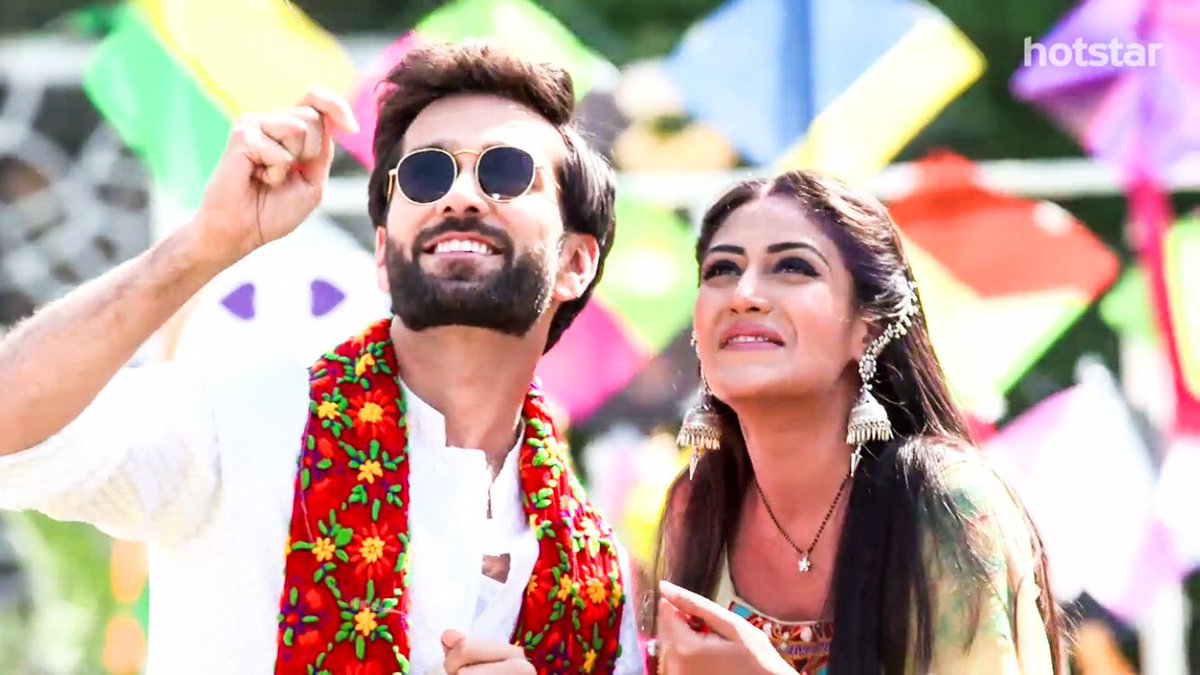 kruti_96's tweet photo. From wanting to be the reason of her defeat 
To wining for her smile
😍😍😭😭their journey makes me proud 
#ishqbaaaz
#shivika https://t.co/dKD4w2AHFq