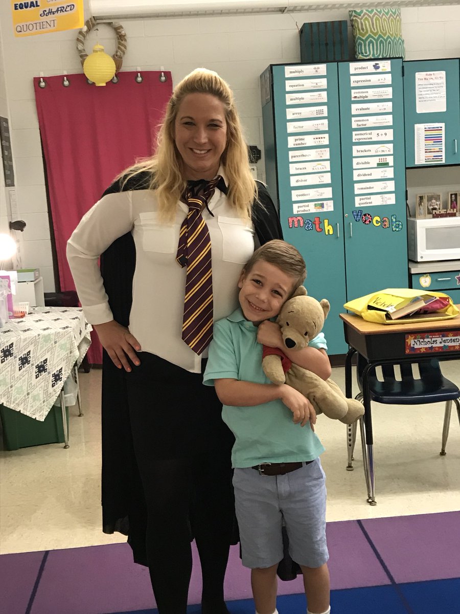 MrsTwar's tweet photo. Ending Literacy Week with Storybook Character Day. #ChristopherRobinandHermione @pmepelicans @pme_pto @collierschools https://t.co/7e3zNEZjLc