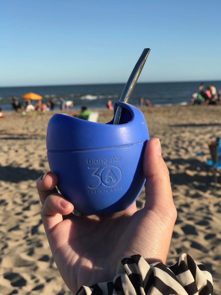triangularsa's tweet image. Disfrutemos de un #BuenViernes en la #playa 😁🏖️ #TriangularSiempreCercaTuyo