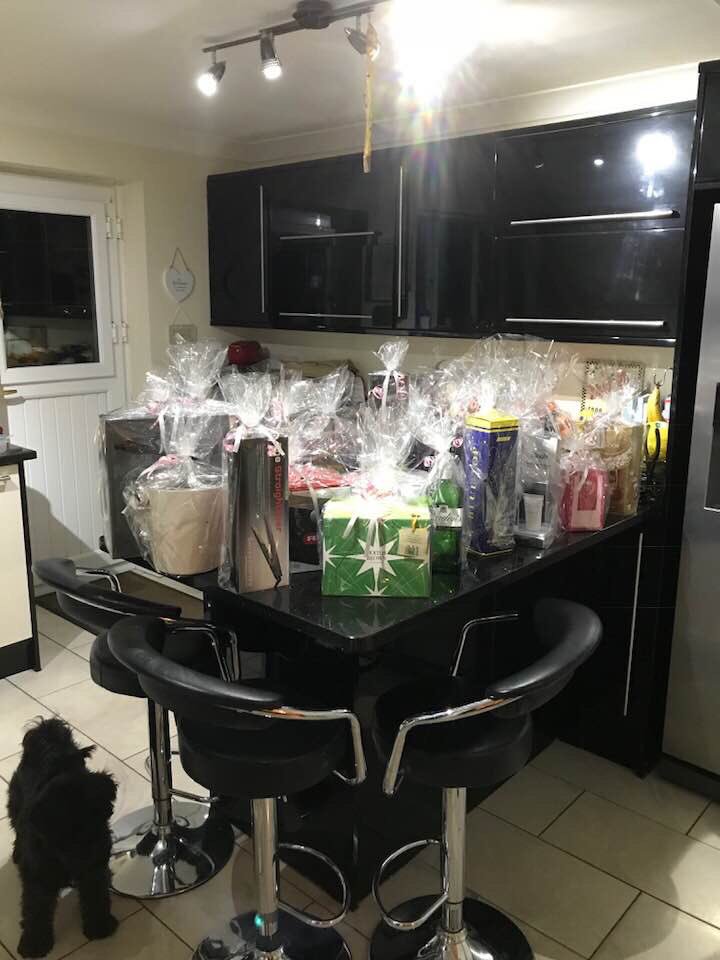 Our local quiz night has sold out tonight all in the aid of The Young Fund! We’d like to thank everyone who has donated our fantastic raffle gifts! 💚