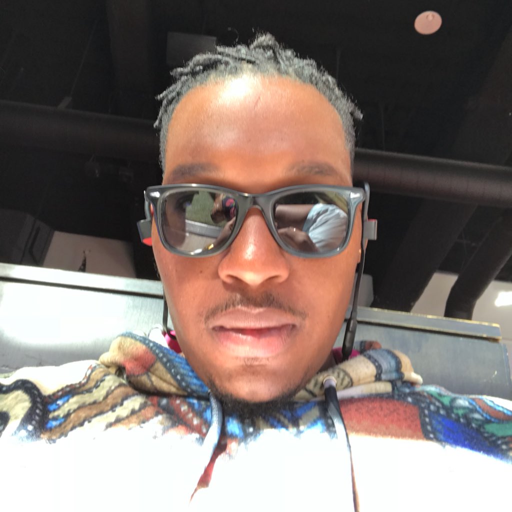 mixedbySneed's tweet photo. #NewProfilePic https://t.co/OesnN5Nc4r