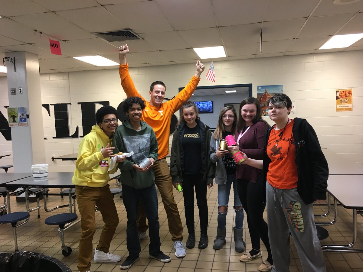 Moore8grade tweet media