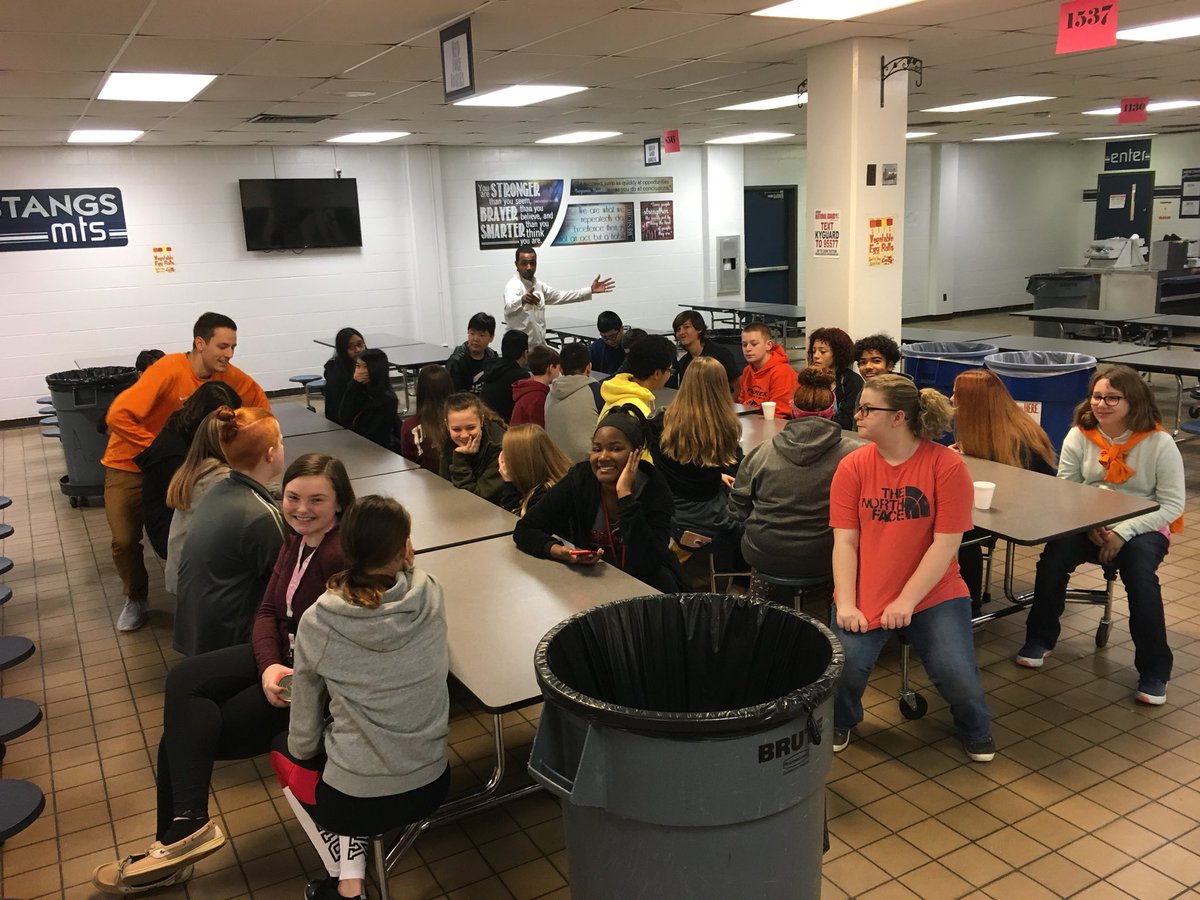 Moore8grade tweet media