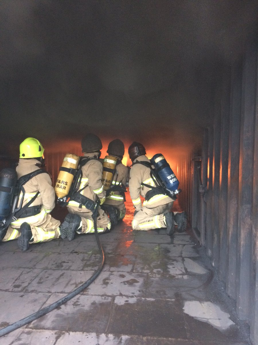 JimMackay77's tweet photo. RDS BA Initial Demo @GatwickFRS @WSFRS_TDA @WestSussexFire @coomber_richard #firedevelopment #ba https://t.co/JQbcy3CXN5