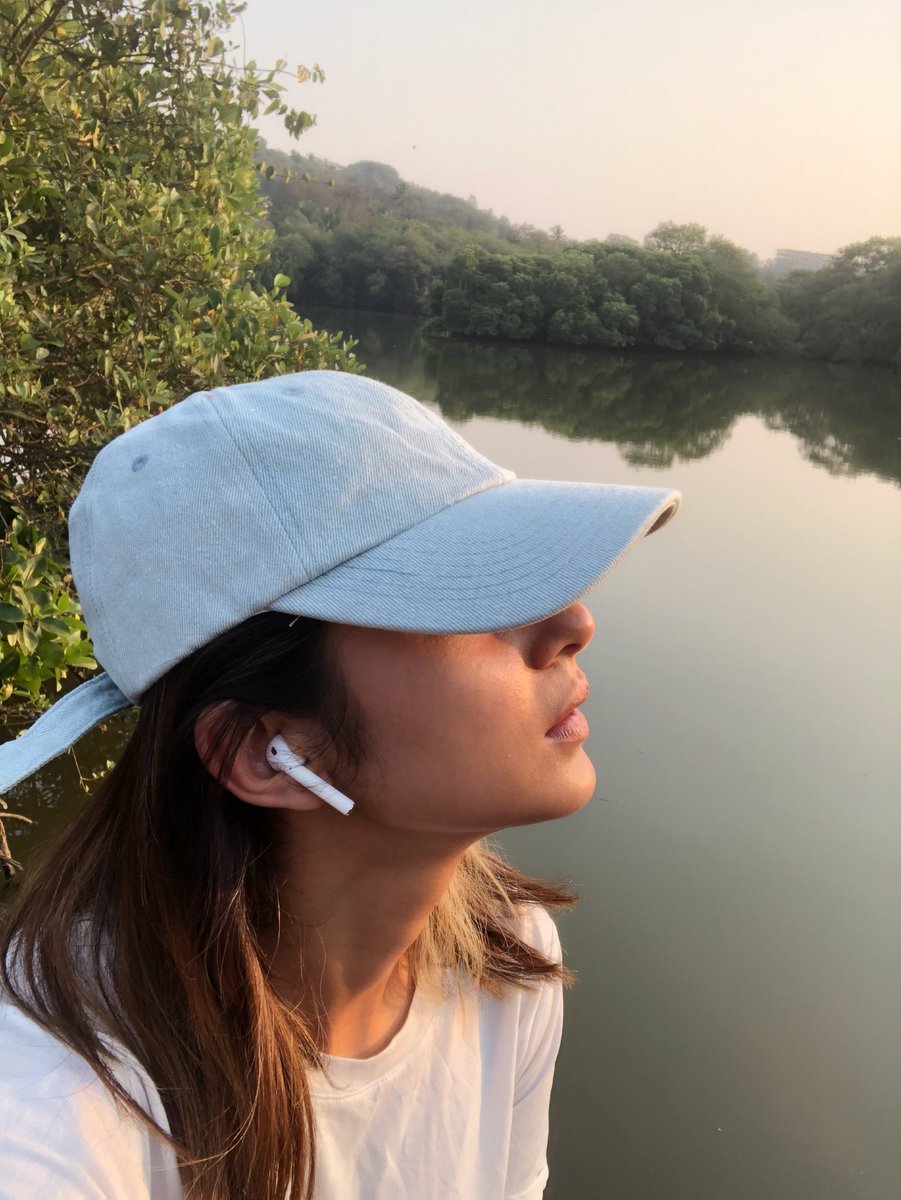 jenwinget's tweet photo. Still waters run deep #sundowner #sunsetsbelike #darkwater https://t.co/sT0hZ64nme
