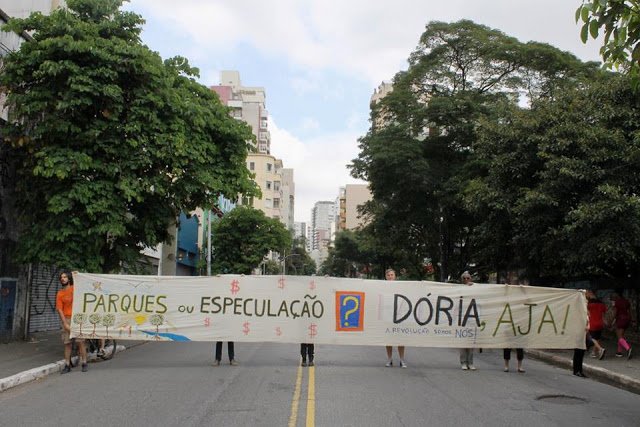 Grupodobemestar's tweet photo. #AniversáriodeSãoPaulo teve #Ato em Defesa do #ParqueAugusta Sem Prédios e dos Vários #Parques Ameaçados. https://t.co/oexkJoeV3j #SP464 #Sampã464 #Sampa #NiverSP #NiverDeSP #AniversárioDeSP #MeioAmbiente #Câmara #Senado #Eleições2018 #Eleições #Ecologia #Clima #DireitoàCidade https://t.co/Hn1SRej13k