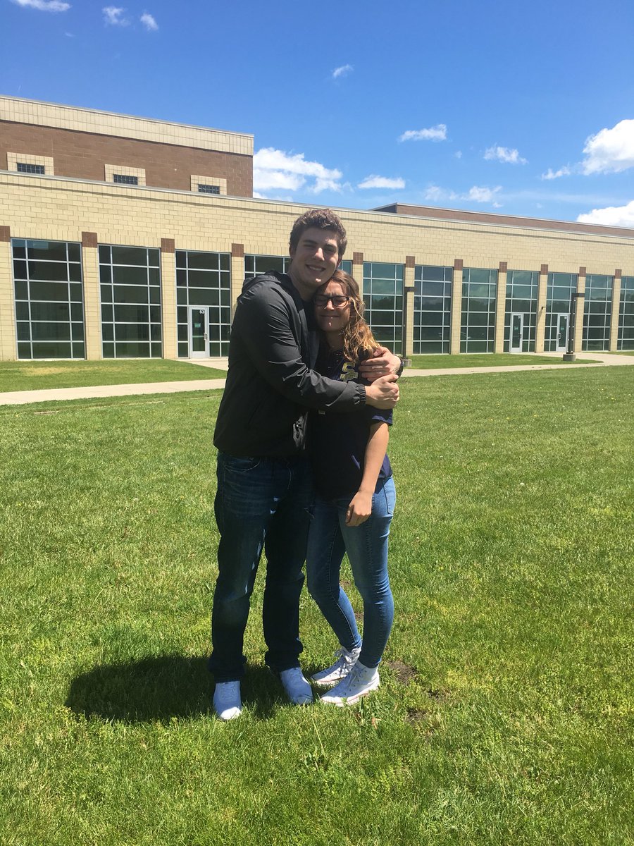 KevSloan223's tweet photo. Happy Birthday to the most lovable goof I know @jacklyngar Stuco has been great with you and I’m gonna miss you next year!🎉🎊🎈 #crashy https://t.co/ntQqM2BfyR