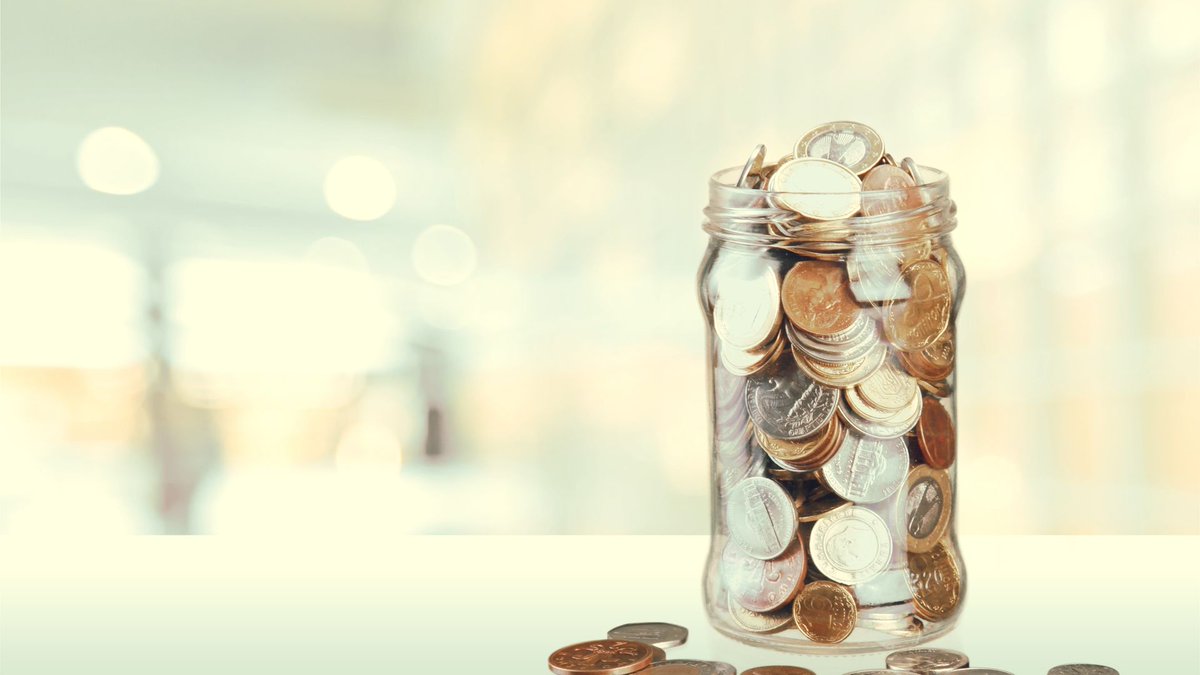 EconomyUp's tweet photo. #fintech La #startup @OvalMoney raccoglie 500mila sterline in pochi giorni su @Crowdcube https://t.co/1DGvFBheGh @Startupbusiness @dettaarese @claudiobedino #crowdfunding https://t.co/Xzc8LvEZ7W