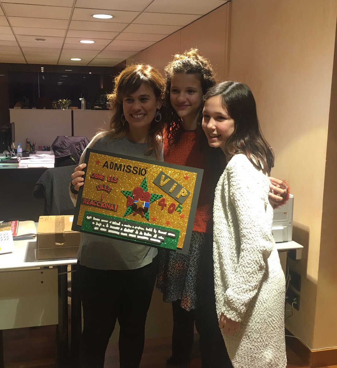 FundacioCarulla's tweet photo. Els alumnes de l'escola #Mansuet han vingut a la Fundació a portar el seu projecte #Baldiris2018!
Gràcies a tots els #Impulsors pel gran esforç i la bona feina que heu fet 😍
Podeu fer-nos arribar els vostres projectes fins les 23.59h d'avui, 26 de gener! ⏰ 🔜
#SócImpulsor https://t.co/c7UVrwvmFd