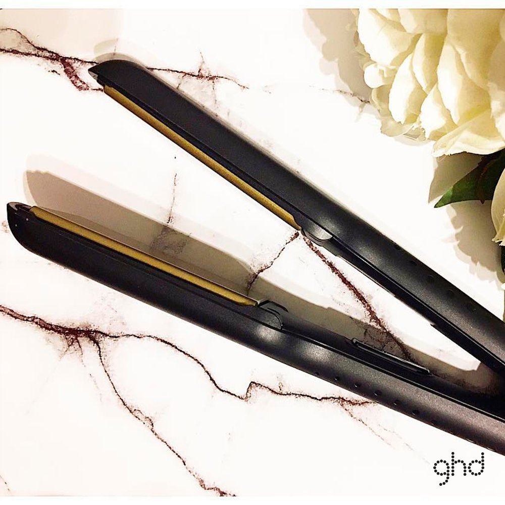 ghdspain's tweet photo. El secreto para conseguir unas ondas grandes y naturales es la styler #ghdVmax 💥¡Ahora con 30€ de descuento! 💥 @la_petite_penderie_ 🤩 https://t.co/JHJRJVcxAZ https://t.co/S2XIwgc2j1