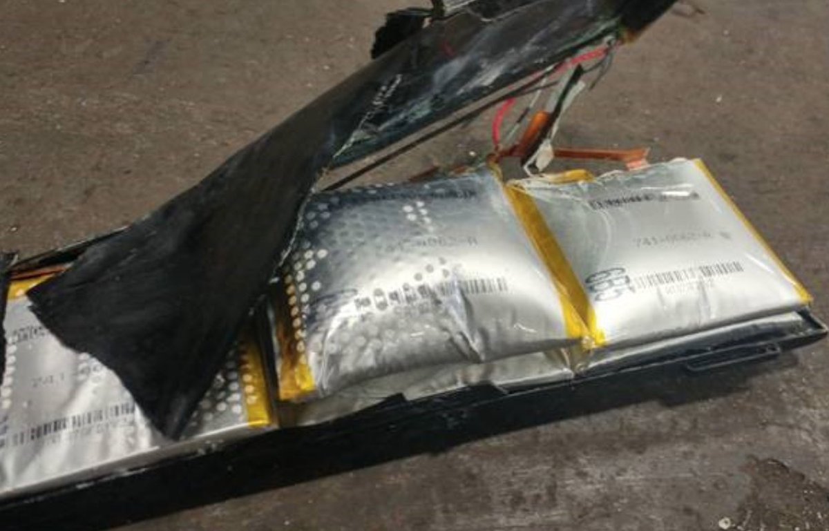 Call2Recycle's tweet photo. True or False: Damaged, defective or recalled (DDR) batteries can be recycled just like any other battery?
If you guessed false, you’re correct! DDR batteries require special handling to ensure safety. Learn more by visiting our #ChargeUpSafety guide:
https://t.co/3SxjBA6kyf https://t.co/tLtfn11nUS