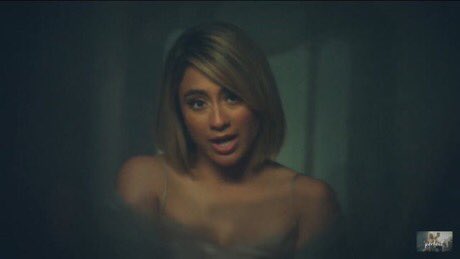 Allysphotos's tweet photo. #PerfectMusicVideoOUTNOW https://t.co/PLq30AndBP