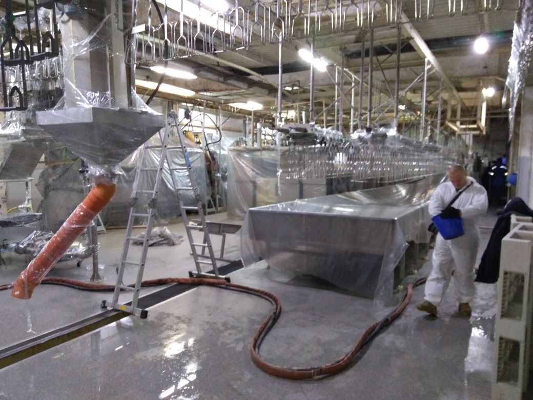 blastspb's tweet image. Очистка и покраска стен и потолка в цехах "Роскар", п. Первомайское, Ленинградская область.