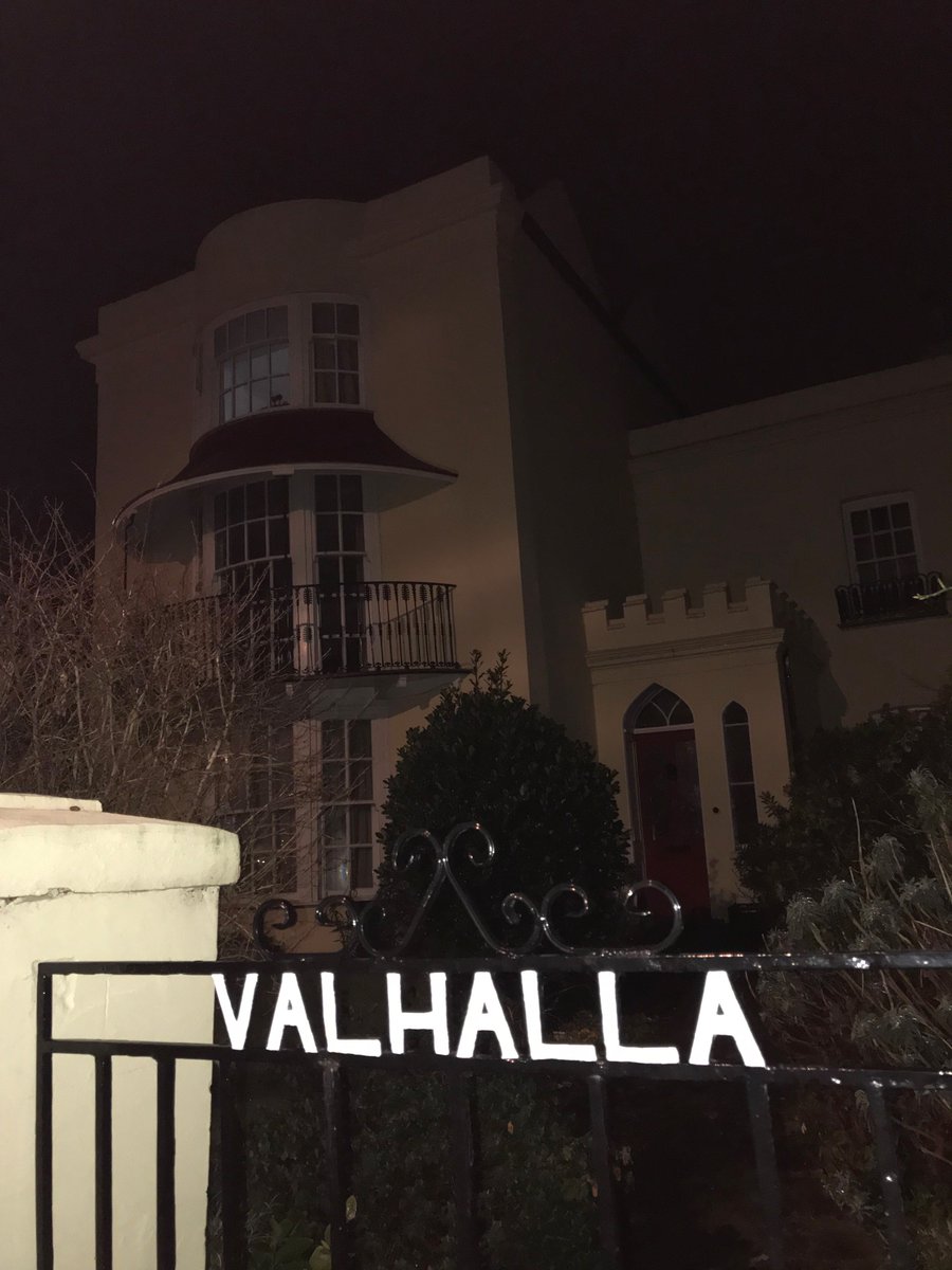 ValhallaRising_'s tweet photo. New digs for the band https://t.co/qdveHLlEYx