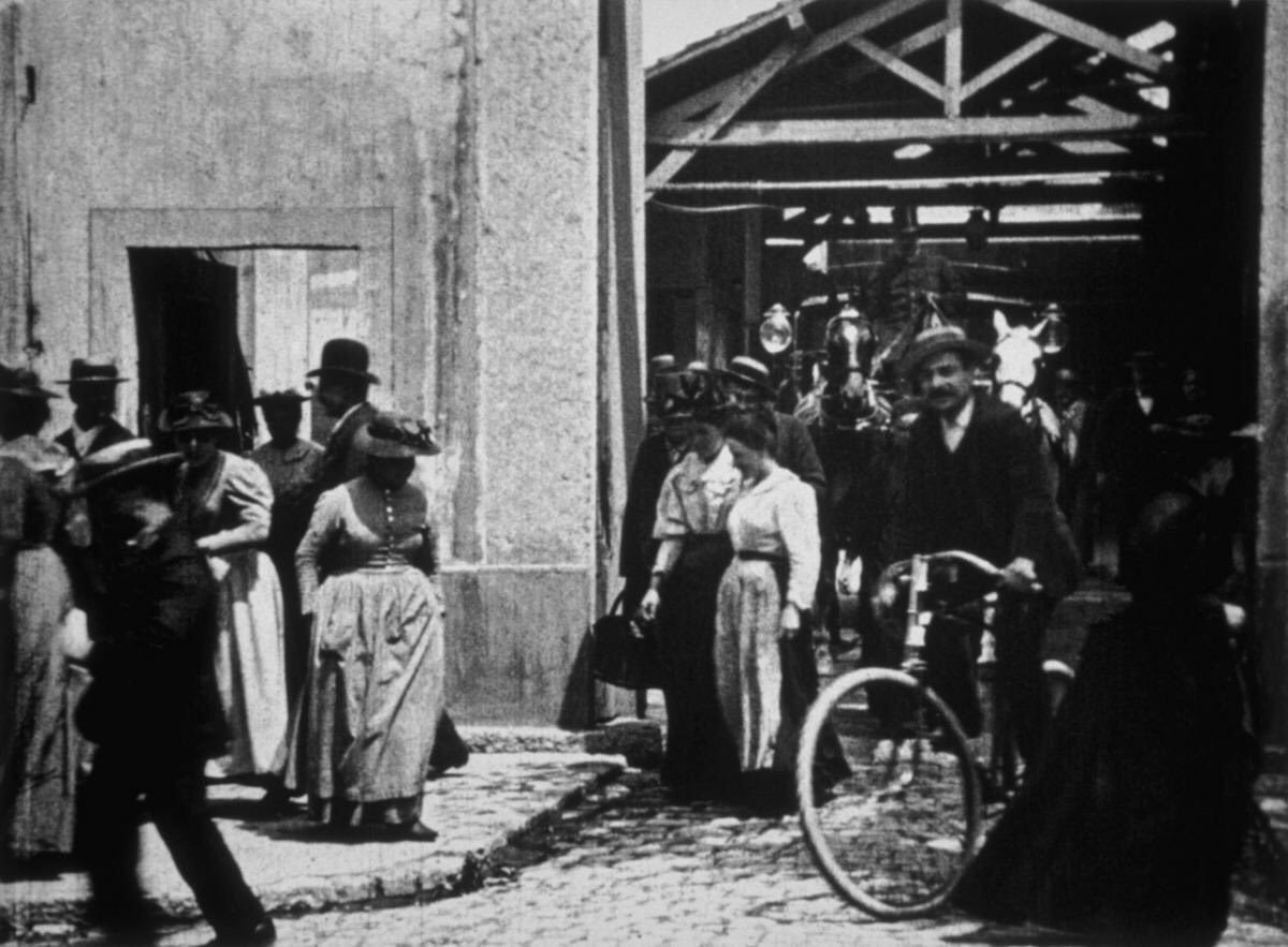kinodetour's tweet photo. Mañana, sábado 27 de enero, tendrá lugar en Granada la formación 'Cine en curso, Minutos Lumière', organizada por Kinodetour e impartida por A Bao a Qu (@abaoaqu_ ), con el patrocinio de la Junta de Andalucía (@AndaluciaJunta ) https://t.co/TfZJ8tUy79