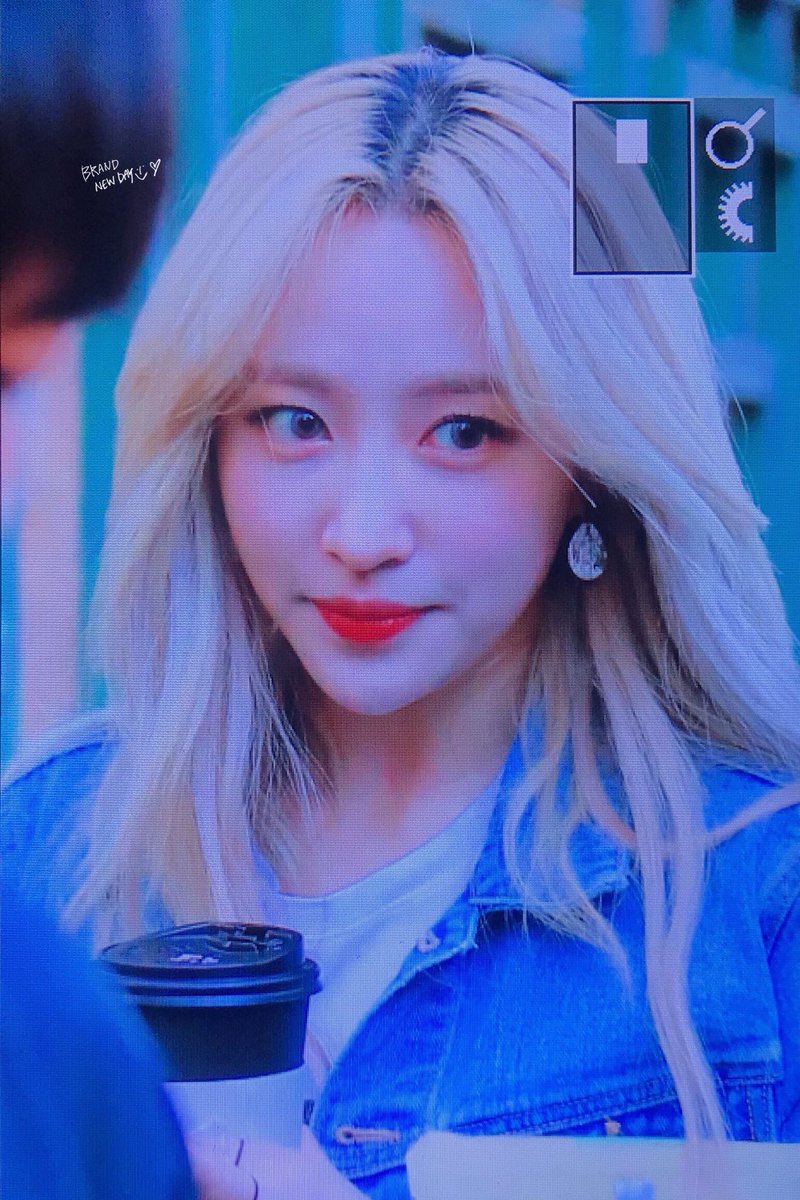 hanisoftie's tweet photo. 🌱[##안희연] hani previews 
cr. brandnewday0501 https://t.co/ju3HEB1Gya