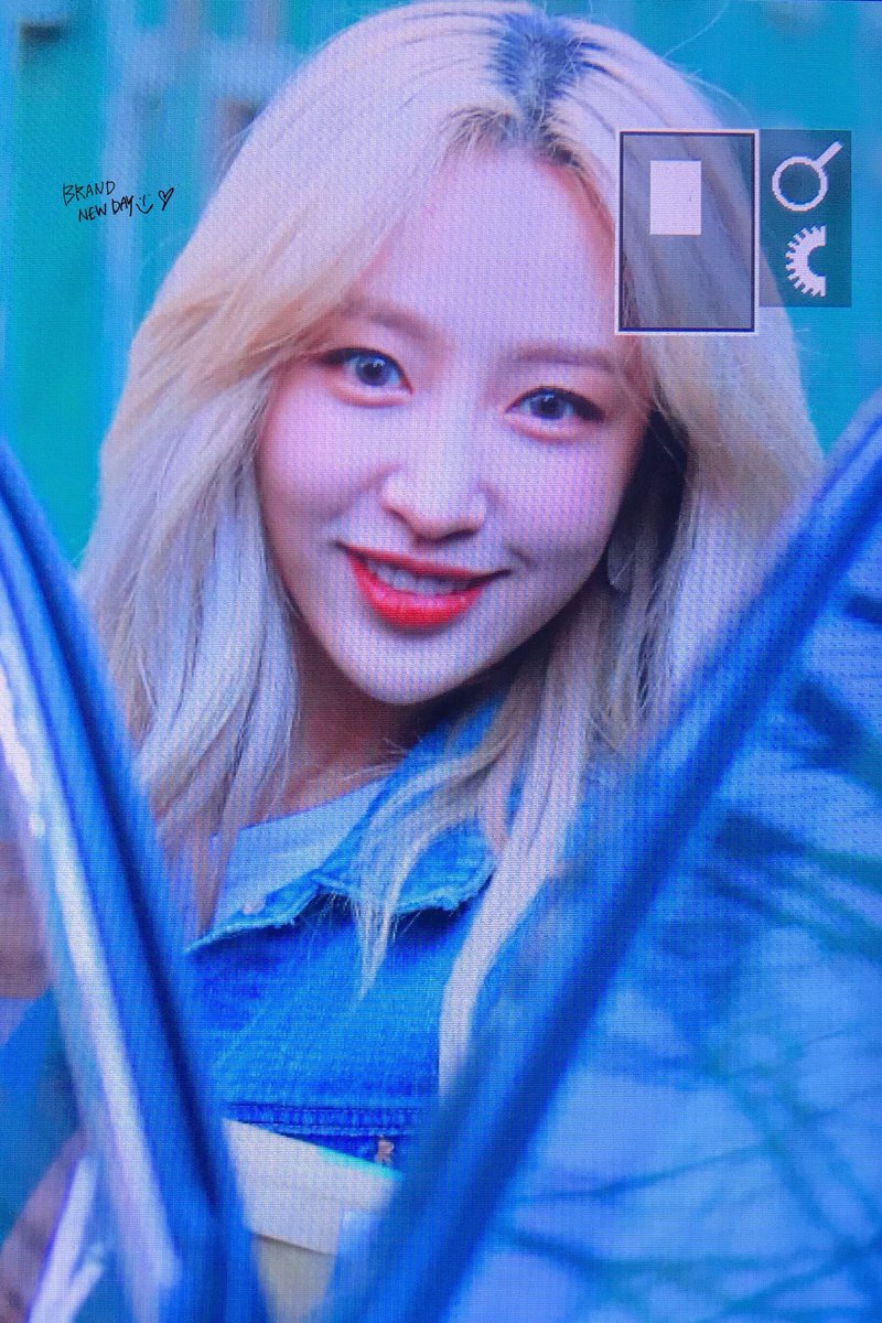 hanisoftie's tweet photo. 🌱[##안희연] hani previews 
cr. brandnewday0501 https://t.co/ju3HEB1Gya