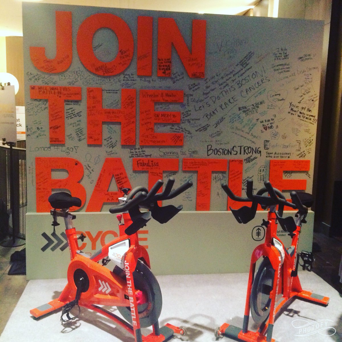 Jillie134's tweet photo. Happy Friday!! In about one week Cycle With Hart will be spinning!! There is still time to donate!! 100% of all donations go to Cancer Research. Help us fight Cancer!! #jointhebattle #CyclewithHart ❤️
https://t.co/vqk8klzyV9 https://t.co/dFpabwUChR