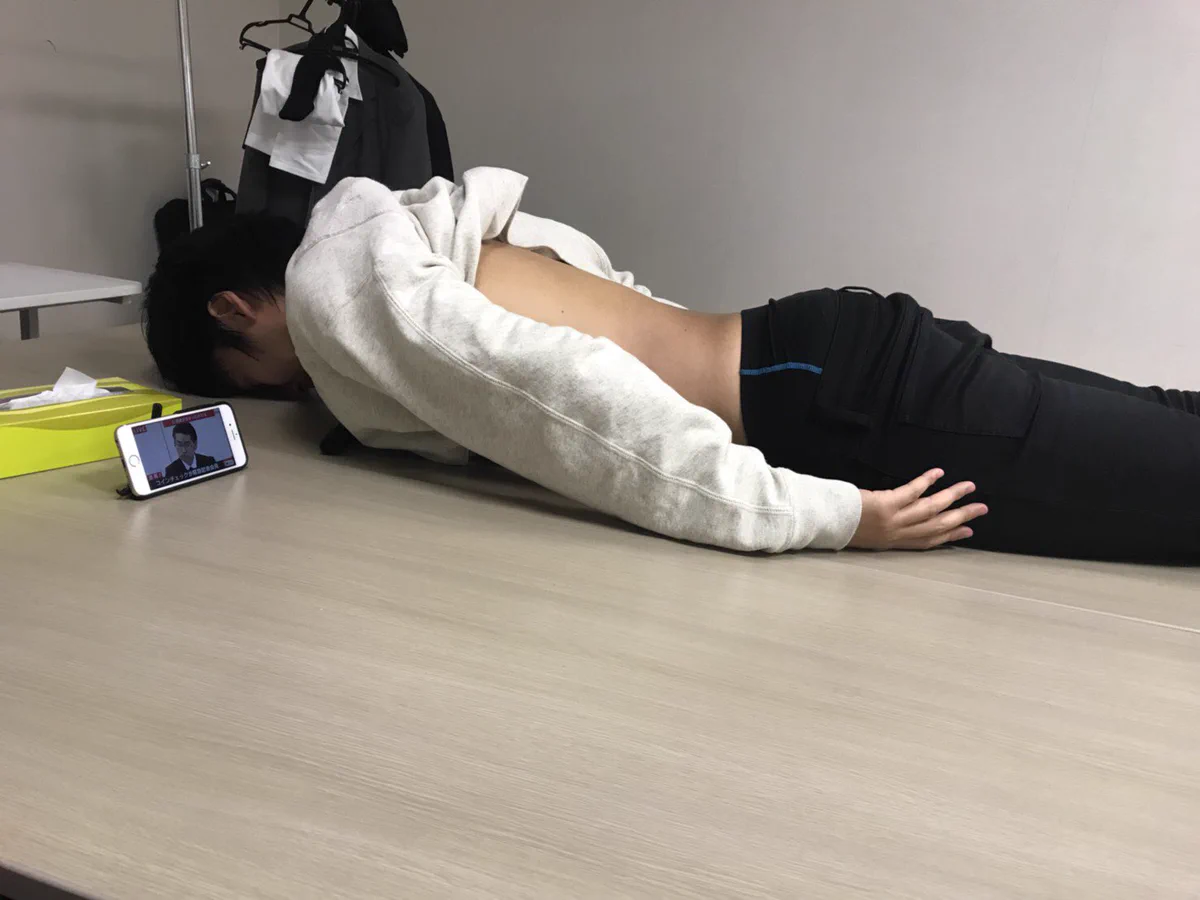 コインチェックの仮想通貨が全て盗まれました。貯金なくなりました。仕事ください。