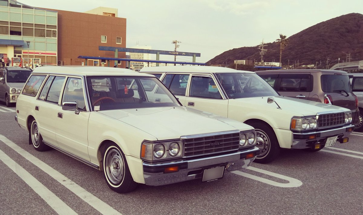 L_GS126V's tweet photo. #これ見た人はコンビを貼れ
本日1月26日は【126Vの日】
残りあと5分!
#旧車 #高速有鉛 #自美研
#昭和 #商用車
#クラウン #クラウンバン
#toyota #crown #toyotacrown
#126V #GS126V https://t.co/NH07bYXsRf