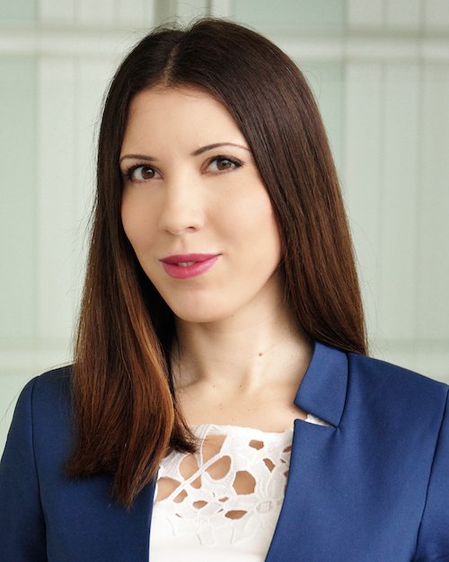 ExportLesley's tweet photo. We're talking #WorldCustoms with global trade expert Dr Anna Jerzewska PhD for #InternationalCustomsDay today. We discuss how to make the trading landscape more secure: https://t.co/6kEocwRi1y @WCO_OMD https://t.co/R6iASS0gNs