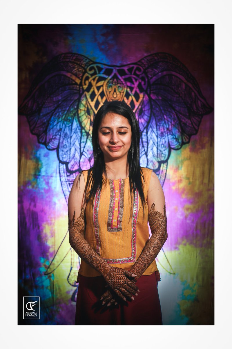 alluringframes's tweet photo. One more wedding story is added to alluring frames family.
#alluringframes #indianwedding #weddingstory #wemakeyourweddingspecial #instagood #instapic #wittyvows #weddingjournalism #documentary #emotion #bridalemotion https://t.co/6uZQrSp6Cg