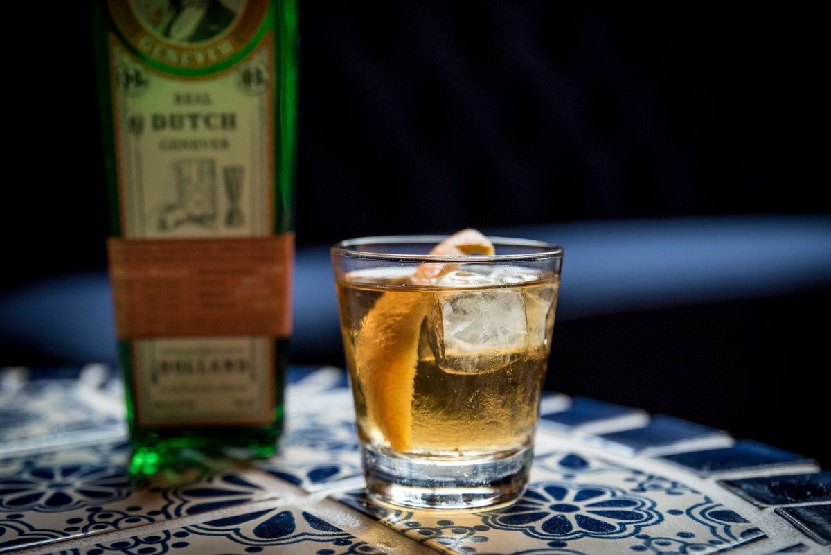 OldDuffGenever's tweet photo. Treat yourself. #OldDuffGenever #RealDutchGenever #Genever #Cocktail #Friday #Friyay #FridayFeeling https://t.co/7rONhHLzAd