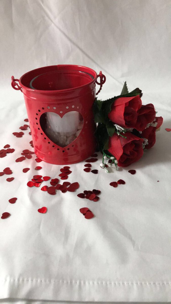 GO_9_Team_YES's tweet photo. We will be @Thistlescentre this Saturday from 9am-5pm selling out Valentine’s day products. We hope to see you there🌹❤️ https://t.co/bg2ka4MYhu