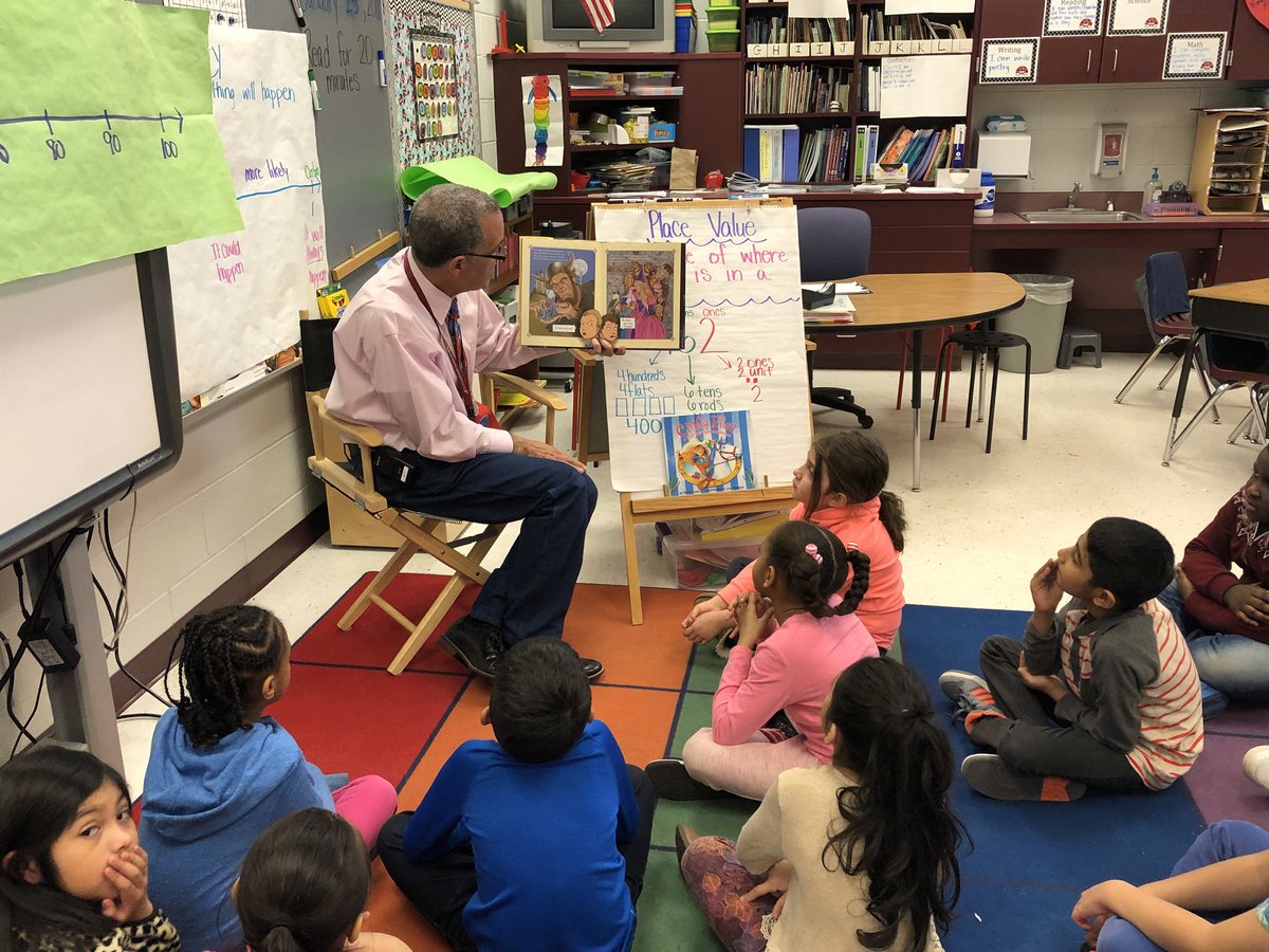 ellisladybugs's tweet photo. Thank You @SEllisprincipal for sharing  your motorcycle fairy tale with us today! 💗📚 https://t.co/Lb8WzqUCJz