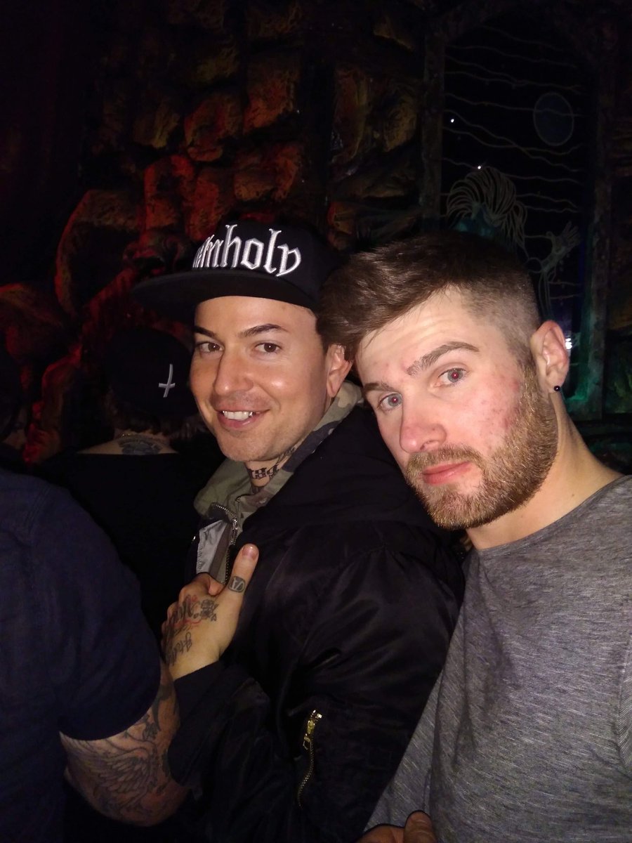 AshReed89's tweet photo. @hollywoodundead no words needed!! https://t.co/20BhDrHzKJ