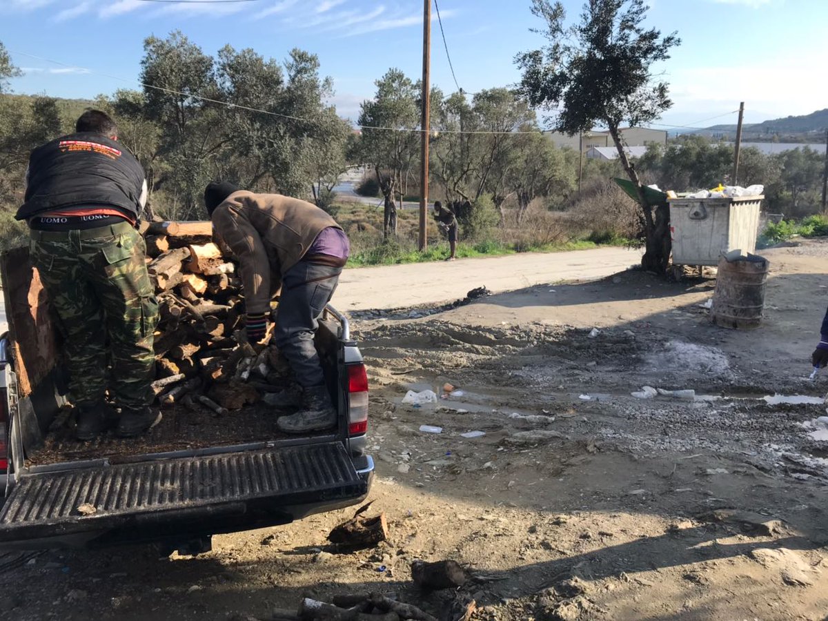 Firewood for the people of Moria.

We’re distributing 3-7 tonnes of firewood to refugees trapped on Lesvos everyday so they can cook their own food, and keep themselves warm with heating. #chooselove