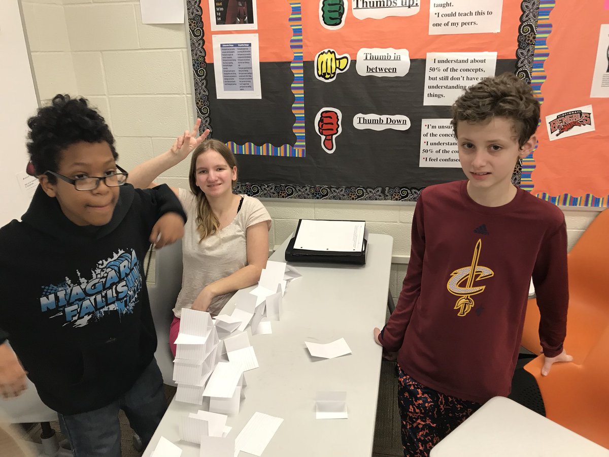 MrBeckMemorial's tweet photo. Design challenge!!! #BeckPride #RidgePride #designchallenge https://t.co/rgM1I6Nx7r