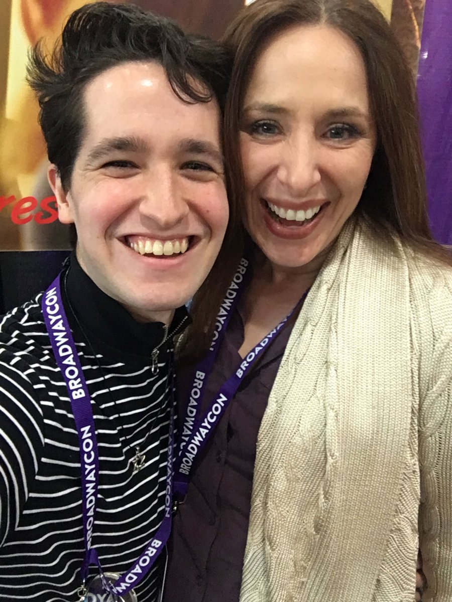 FrenchWoods's tweet photo. And while you’re at BroadwayCon, check out alum Michael Kushner and his amazing @thedressingroomproject #frenchwoodsfestival #broadwaycon #thedressingroomproject #fwfalumni https://t.co/t2Ev2yUpuB