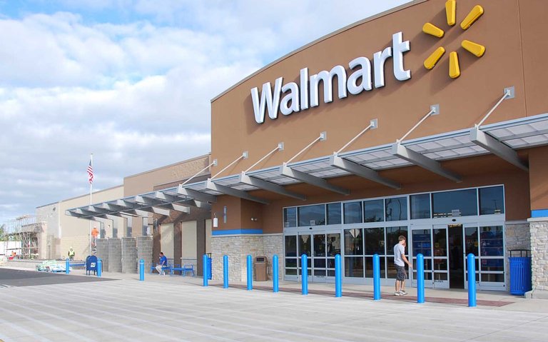 BigChangeMedia's tweet photo. #Walmart recently announced a partnership with #rakuten that will include the sale of e-readers and audiobooks in the U.S. Will these partnership make Walmart more competitive in the #ecommerce space? https://t.co/p8udFeNoLz