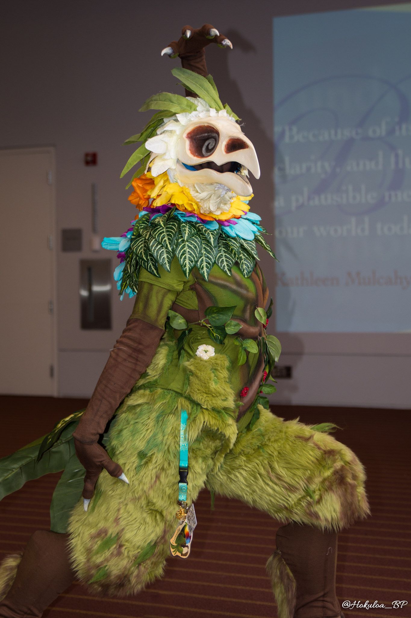 #Anthrocon, Inc. on Twitter: "It's #FursuitFriday! Source: https://t.co ...