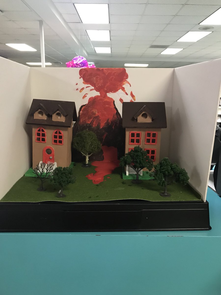 Richmond_Math3's tweet photo. I am so proud of these 5th Graders on their Alternative Resources project! BrillIsSweet #promise2purpose @BrillKISD @KleinISDscience https://t.co/w1tuFIkKVk