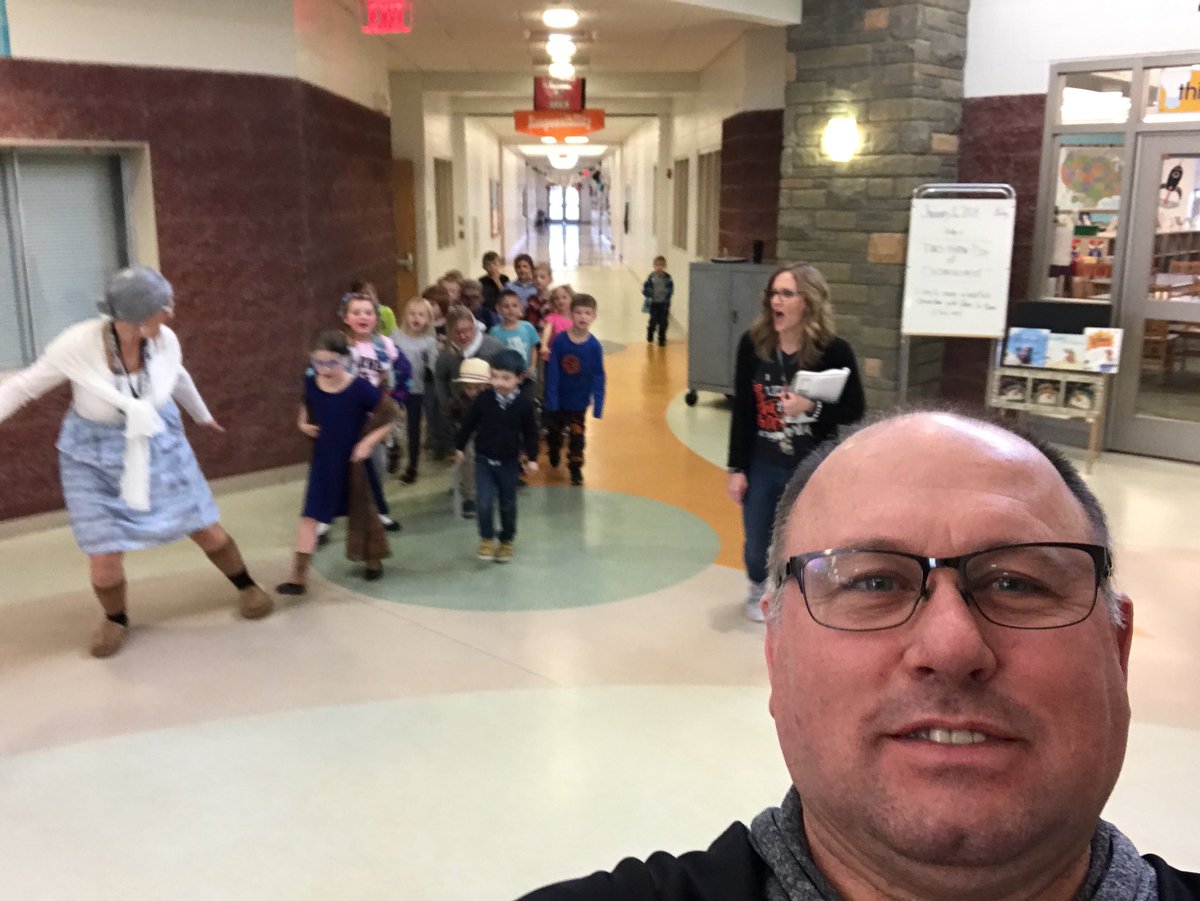 the_oes's tweet photo. It’s day 100 at OES kindergarten. #gcr2 https://t.co/437r4xAwcv