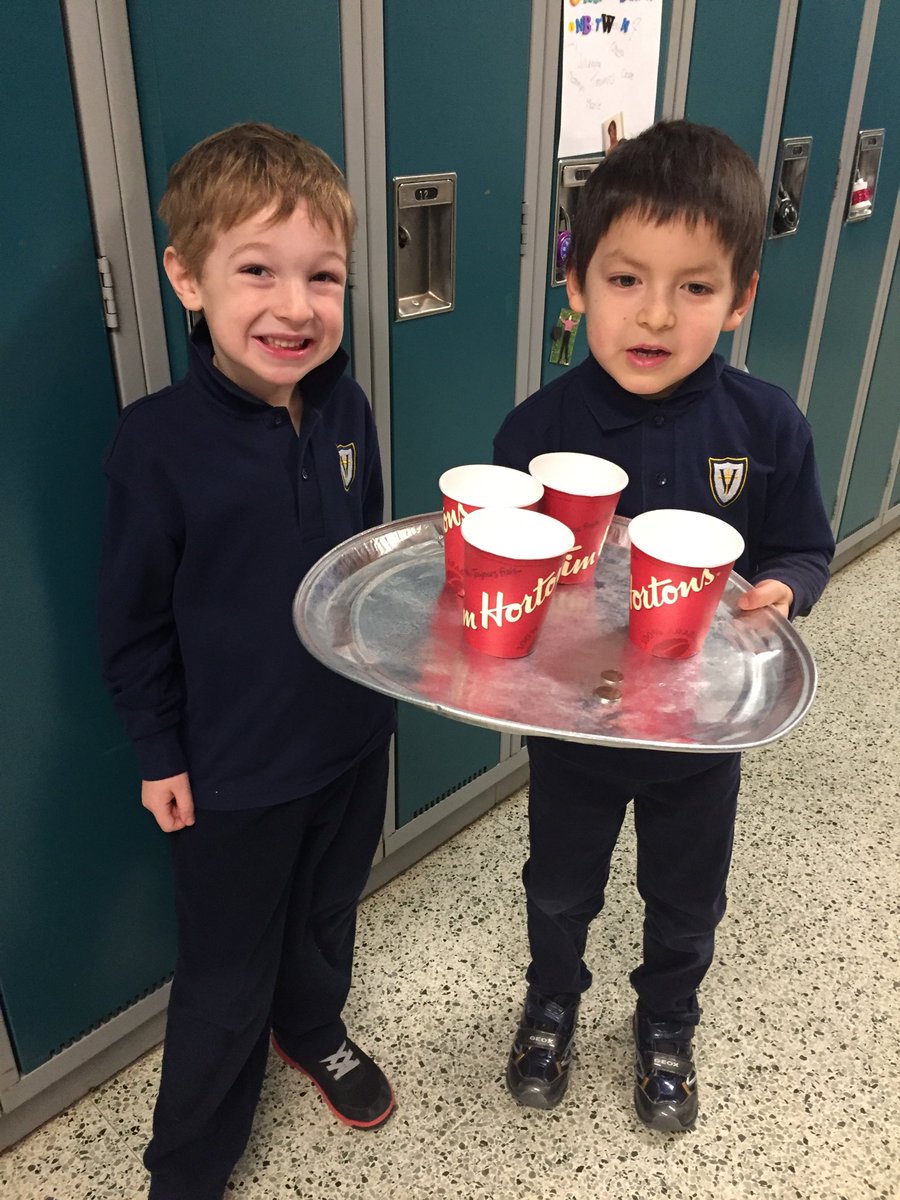 StVincentOak's tweet photo. Our Kindergarten students are learning about money by selling popcorn. They did a great job counting! https://t.co/erWO4L9ZmY