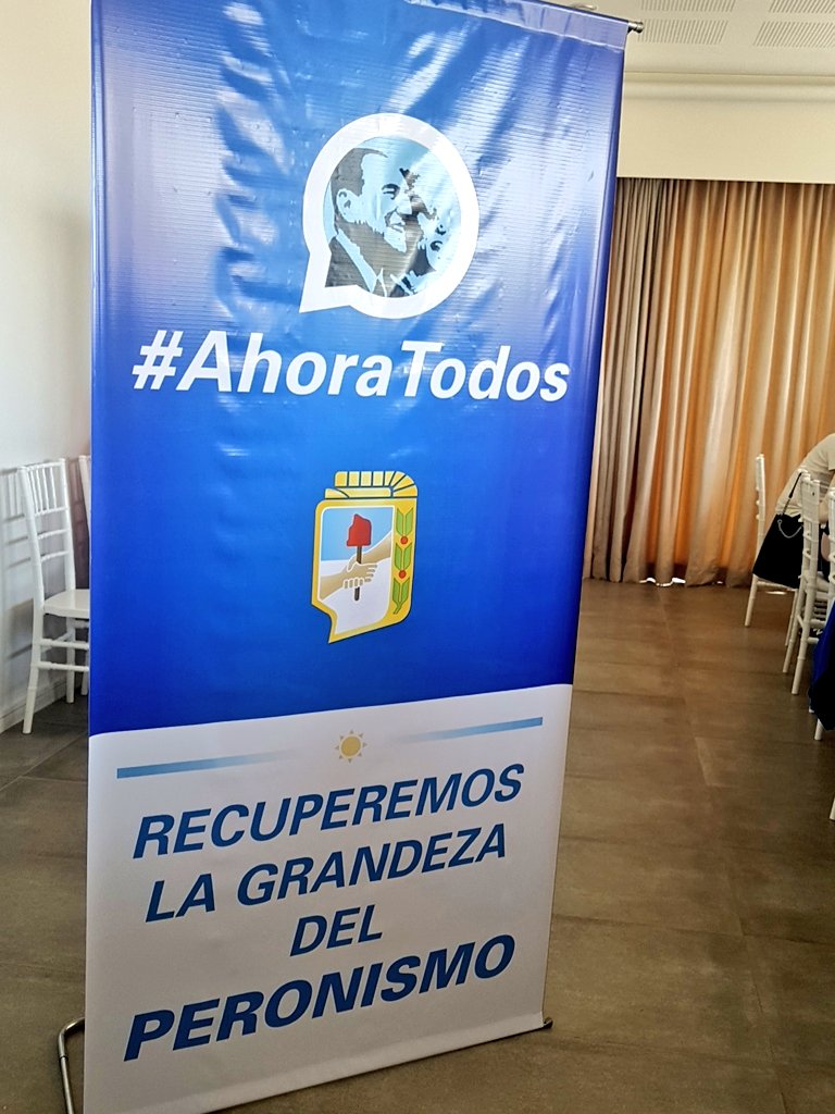 francolaporta's tweet photo. "Un Frente Electoral de Unidad Peronista Amplia" alternativo al gobierno es lo q
debemos entender y hacer todos aquellos q tenemos la responsabilidad de representar al pueblo. Los q no entiendan esto, consciente o inconsciente estar��n al servicio de una estrategia del oficialismo https://t.co/EKZ4L2wdWT