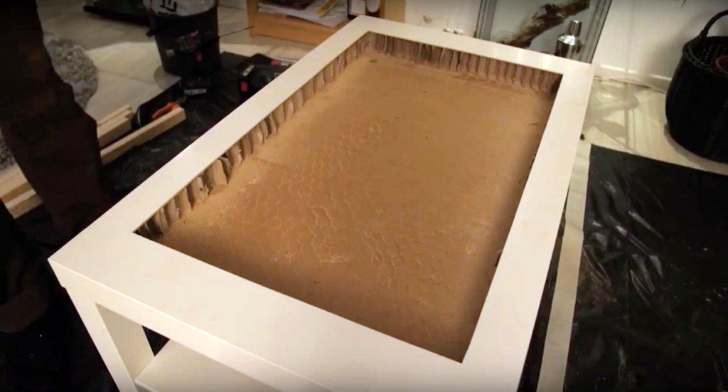 uniquefurnish's tweet image. How I transformed an IKEA table into an Infinity Mirror Coffee Table I recently made myself an Infinity Mirror Coffee Table using an IKEA ##LackCoffeeTable. It turned out pretty cool! I made a video... feedproxy.google.com/~r/Ikeahacker/… 
 #CoffeeSideTables
