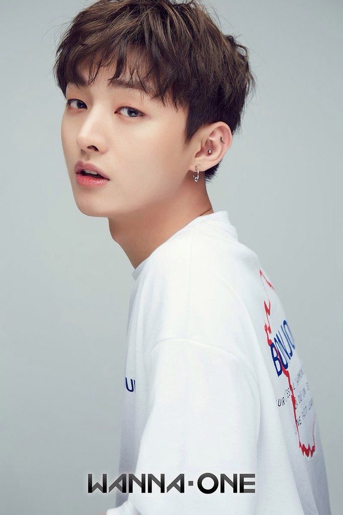 glitterywanna1's tweet photo. shinin’

[ #wannaone #yoonjisung #JISUNG #WannaOneAesthetics #aesthetic #white ] https://t.co/T1fsMkbzGP