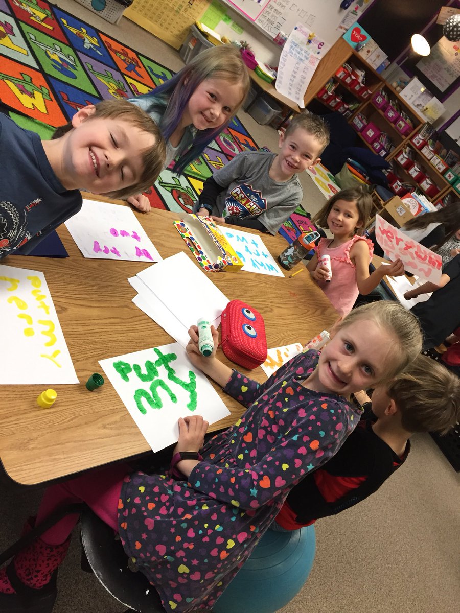 RRMsSwaim1st's tweet photo. Trick word spelling practice! Thanks @feltenfirsties for the ideas for trick word fun!! #RooneyRanch #jeffco #JeffcoSchools #1stgrade #fun #spelling @RoaryRR #trickwords https://t.co/76fEcpU1a8