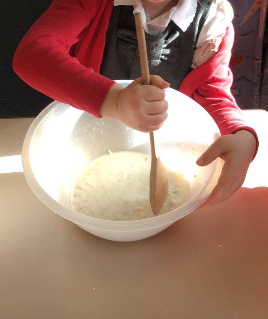 llfiaclass2's tweet photo. Today we wrote a list of ingredients, discussed instructions and made yummy porridge. We loved the strawberry jam! https://t.co/GYYxC2Y9s6