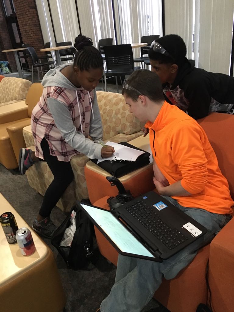 sarahndipitous's tweet photo. To teach is to learn twice... FIRST robotics enables the transfer of skills that empower #youngmakers #KetteringU https://t.co/TyKIdNcRCZ