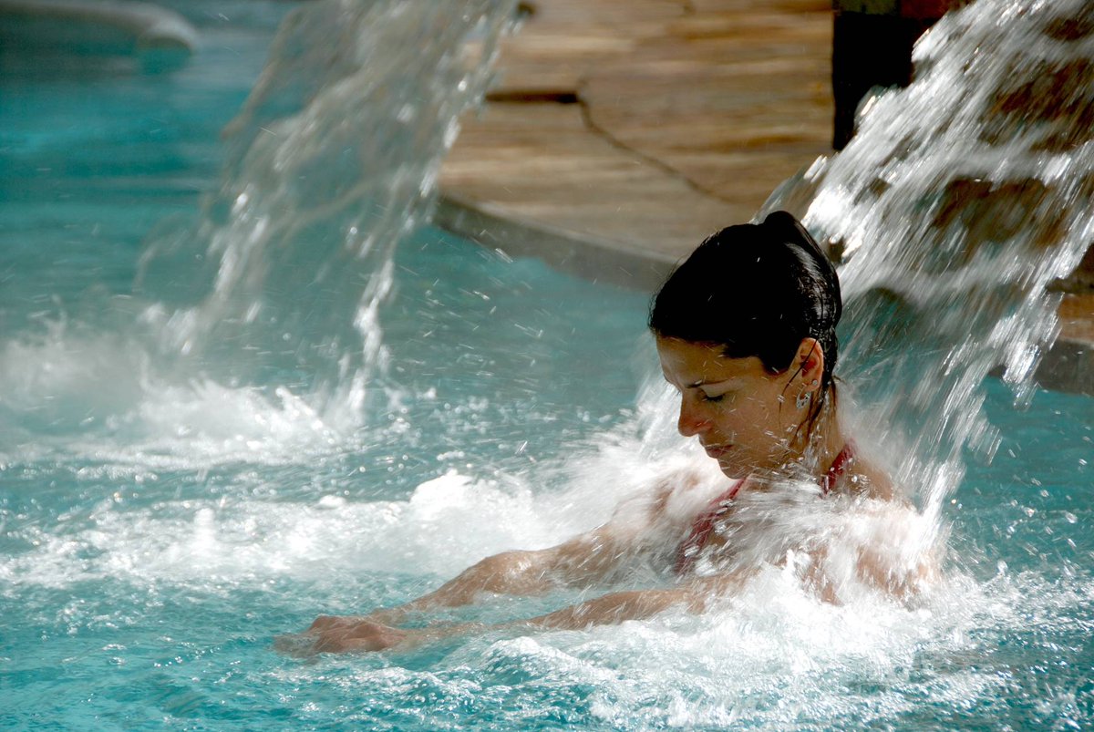 termashuife's tweet photo. Hoy viernes, nublado en Pucón...perfecto para relajarse en las #piscinastermales de Hotel y Termas Huife! Te esperamos con el calor del sur...
@termashuife #termaspucon #termasdelsur https://t.co/ojk7zoHE1E