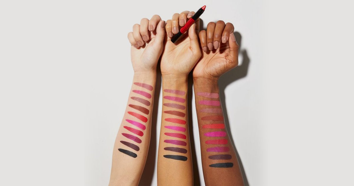 SoAmazyn's tweet photo. Creamy formula, all day wear? A match made in lipstick heaven #marcjacobsbeauty #entry - https://t.co/nrKSOb7c0J https://t.co/CyVrRQf0s0