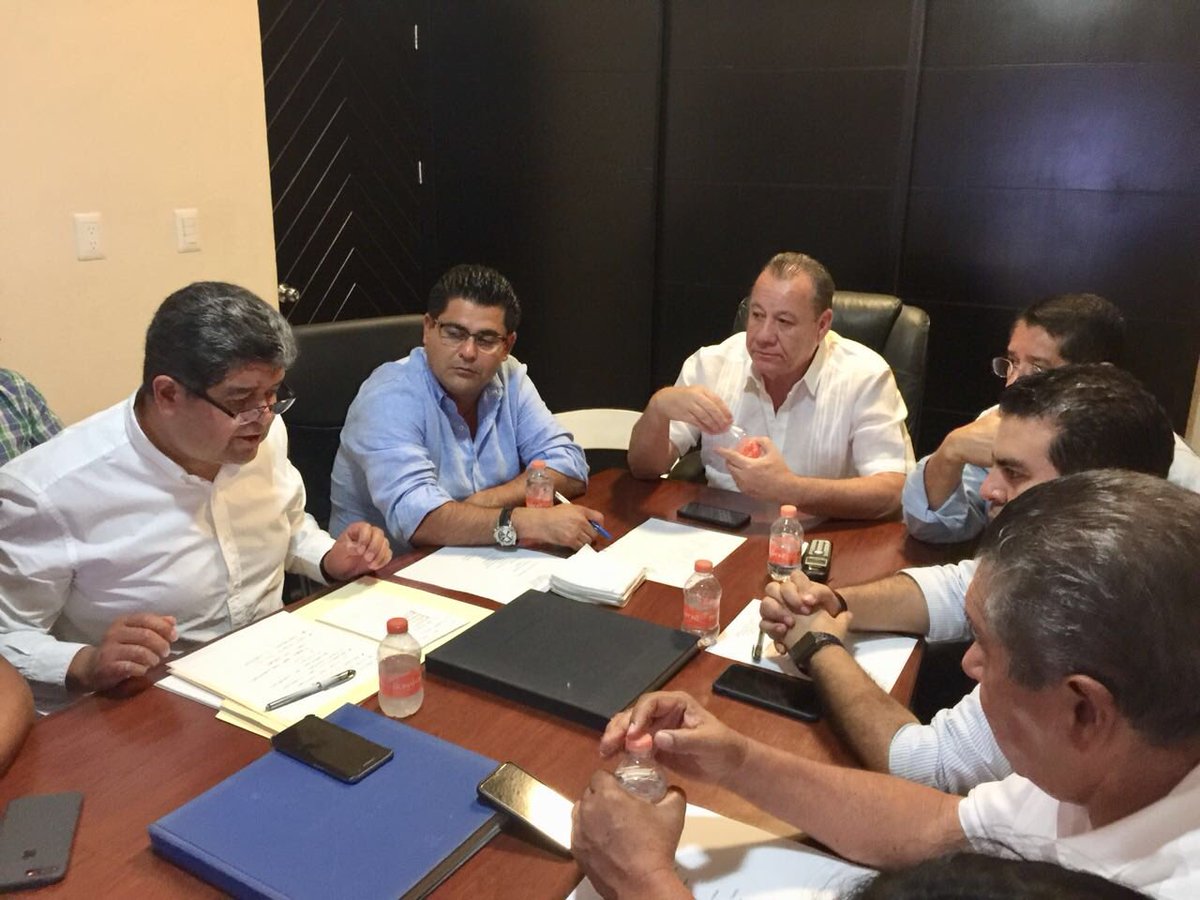 ERNESTO R. ESCALONA tweet media