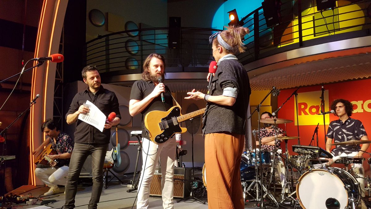 «Quando ho scritto questo disco la mia idea era evitare di rifare tutto ciò che avevo già fatto» - <a href="/nic_cester/">Nic Cester</a> IN DIRETTA a #Radio2Live

ASCOLTA LIVE su bit.ly/Radio2ONAIR 🎧
GUARDA IN DIRETTA FB >> bit.ly/FBRadio2
