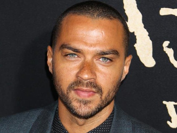 😱 ARRÊTEZ TOUT 😱
Jesse Williams  #GreysAnatomy est de nouveau célibataire ! 
On vous explique tout ➡ tf1.fr/tf1/greys-anat…